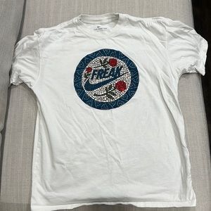 Mens small NikexGiannis FREAK t-shirt